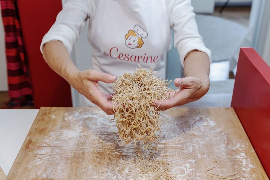 Taormina: Pasta & Tiramisu Cooking Class at a Local's Home - Starting with prosecco and an Italian aperitivo