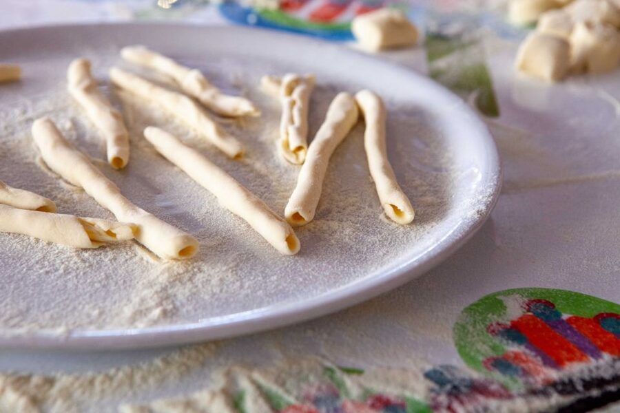 Taormina: Sicilian Cooking Class & Market Tour - Coffee, snacks, and a look at the menu