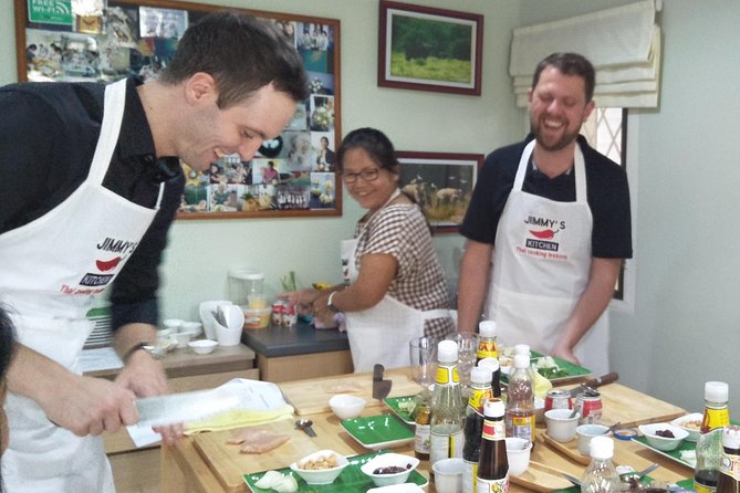 Thai Cooking Class - Eating the Meal You Prepared