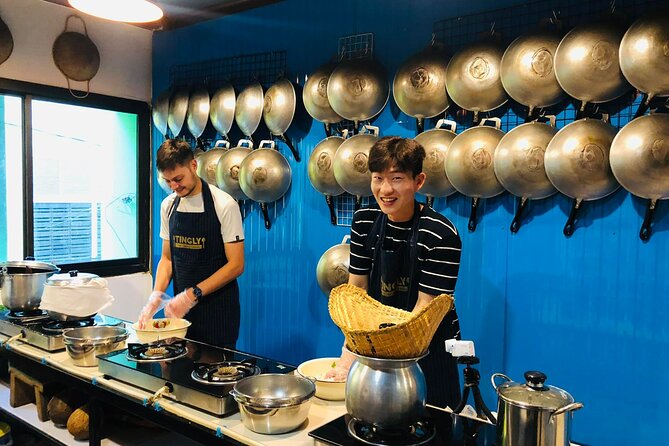 Thai cooking class experience in Bangkok with Tingly Thai cooking school - Expect a generous meal and plan your appetite