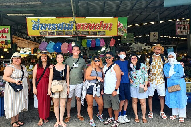 Thai Cooking Class in Phuket - Chef VJ’s teaching style and group atmosphere