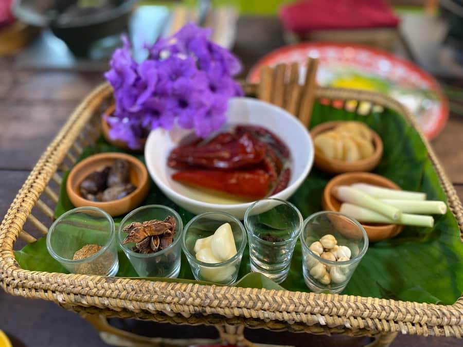 Thai cooking class &Market tour by Amazon Prime Series Chef. - Who will enjoy this class most?