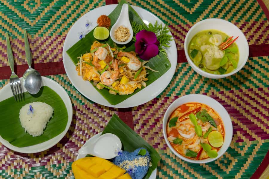 Thai Cooking Class with Market & Garden Tour - A garden tour that explains the ingredients