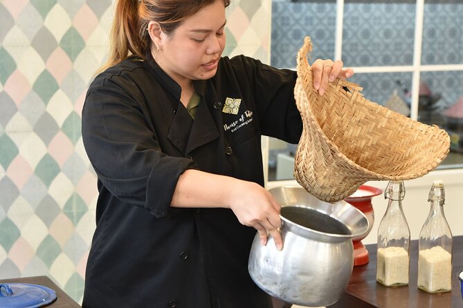 Thai Cooking Class with Market Tour in Sathon Bangkok - What the three-and-a-half-hour schedule feels like