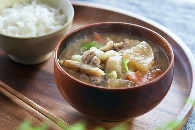 Tokyo: Night Cooking Class: 5 Home-Cooked Japanese Dishes - Getting there and planning the night