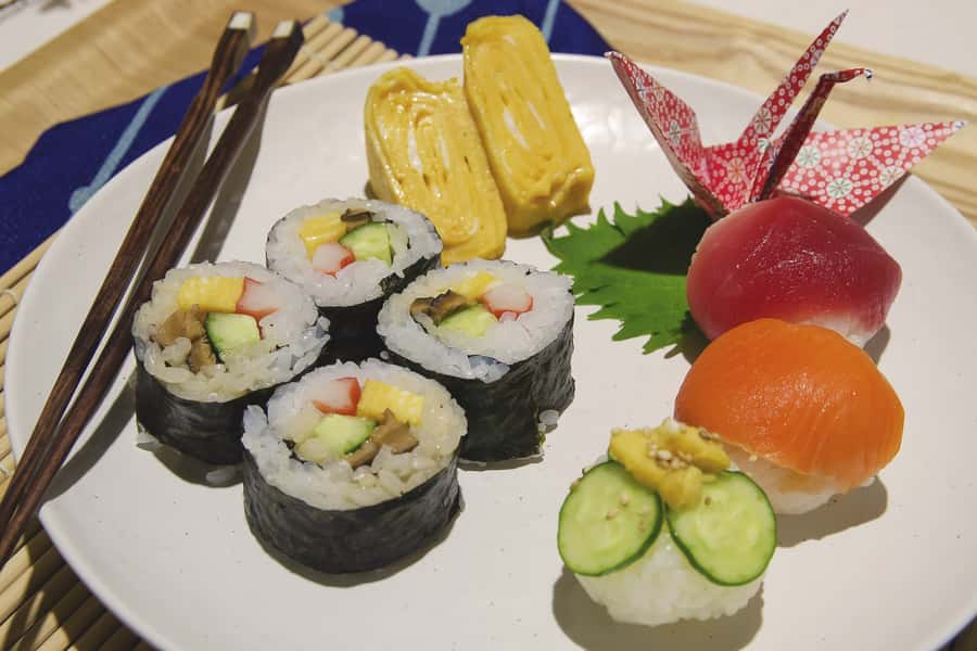 Tokyo: Tsukiji Market Walking Tour & Sushi Cooking Class - Is $96 a Fair Price?