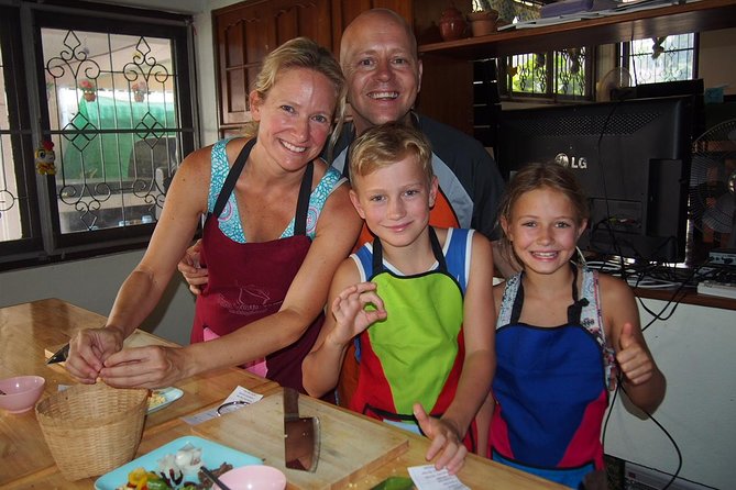 Tomyumthai Cooking Class in Chiang Mai - Why the meal feels more useful than a cooking demonstration