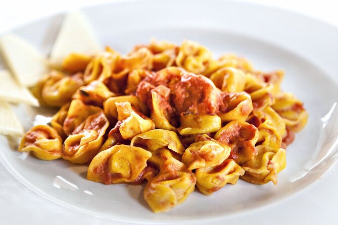 Tortelloni and Tagliatelle Cooking Class in Bologna + Wine - Learning tiramisù from a family recipe