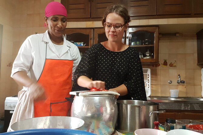 Traditional Cooking Courses in Casablanca - Preparing tagine with almonds and prunes
