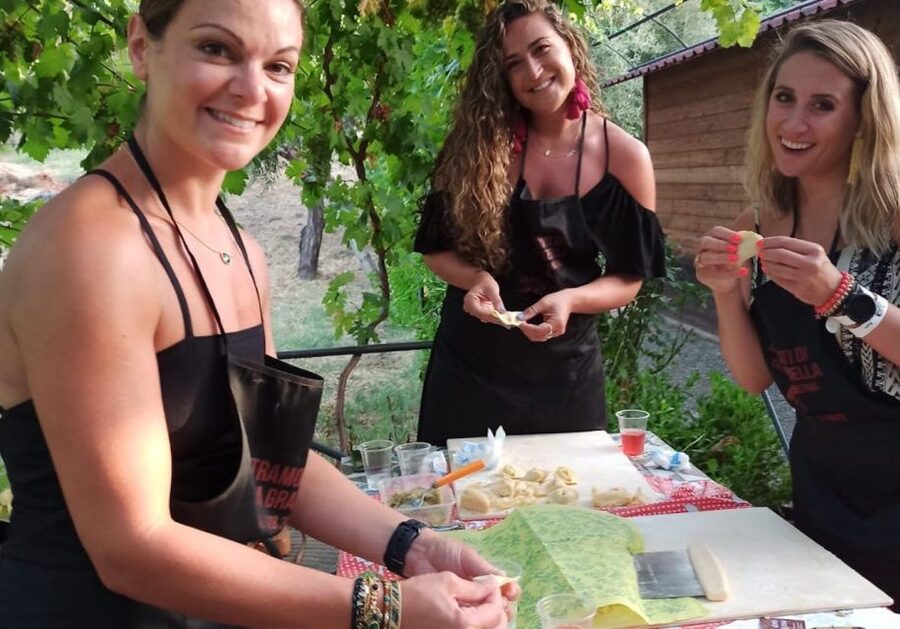 Traditional menus cooking class around Cefalù - What you actually do in two hours