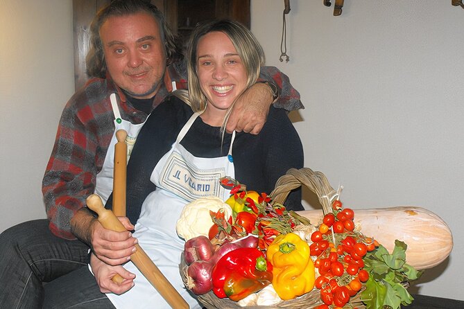 Tuscan Cooking Class - Local wine and a family-style lunch