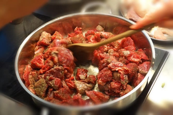 Tuscan Cooking Class and Dinner in Florence - What happens at the cooking school