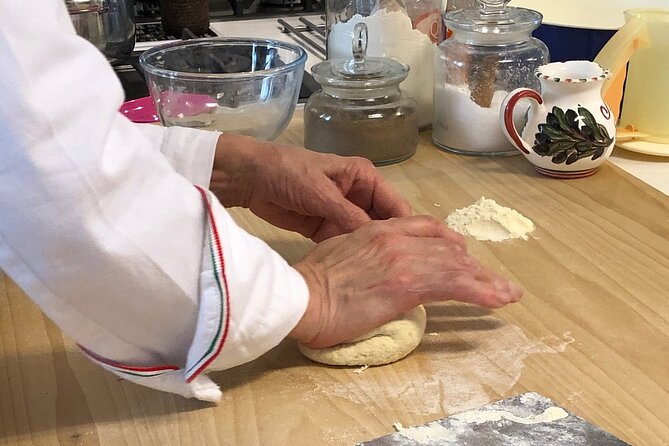 Tuscan Cooking Class in Central Siena - A four-hour introduction to Tuscan home cooking