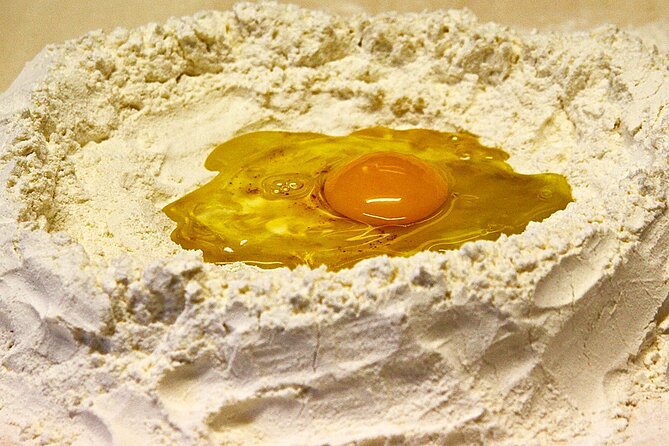Tuscan Cooking Class -Traditional Pasta Menu - Bruschette and the Tuscan appetizer
