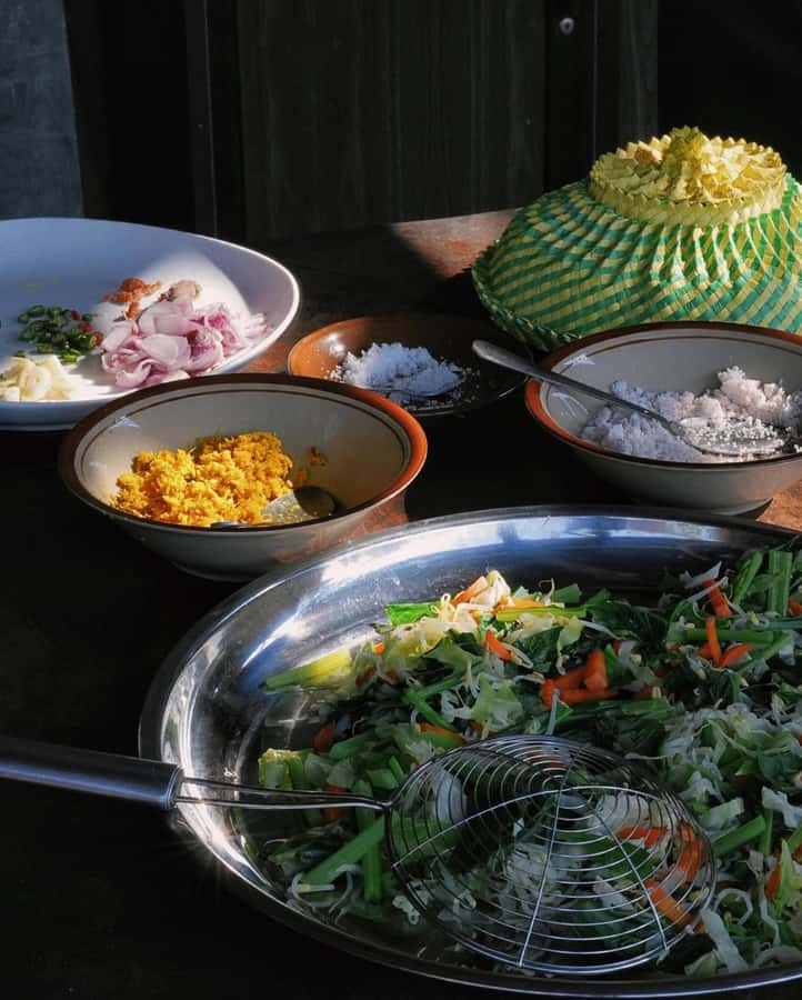 Ubud: Authentic Traditional Balinese Village Cooking Class - Starting in Delodsema Village with coffee and coconut water