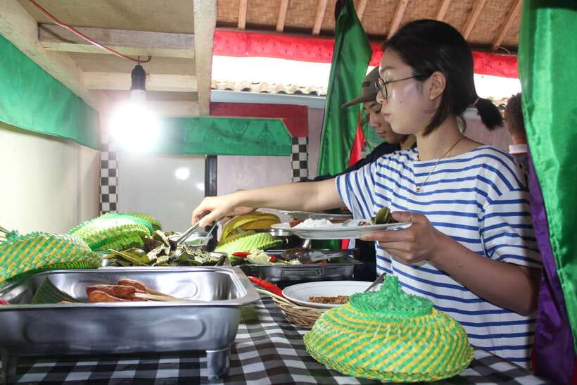 Ubud: Balinese Cooking Class and Market Tour - The local market: useful, lively, and not polished for tourists