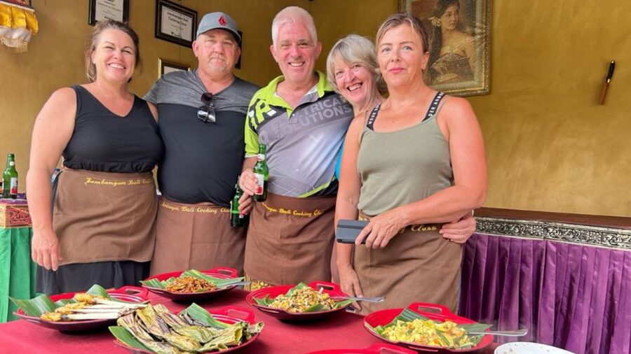 Ubud: Balinese Cooking Class with Hotel Transfers - Rice fields and a closer look at rural life