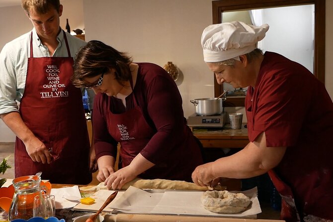 Umbrian Regional and Traditional Cooking Class with Lunch in Assisi - Timing matters more than it should