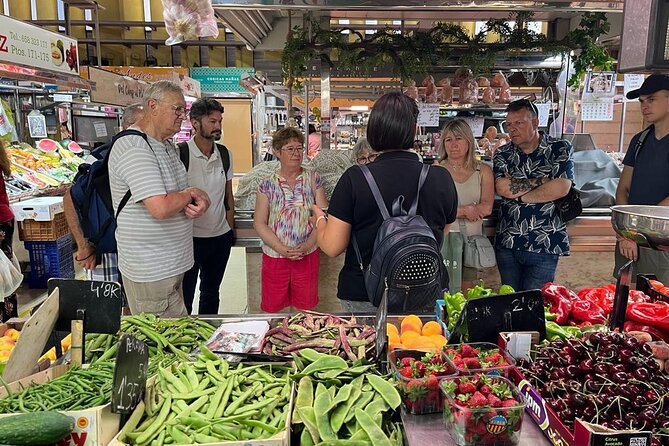 Valencian paella cooking class, tapas and visit to Ruzafa market. - Starting at San Valero Parish in Ruzafa