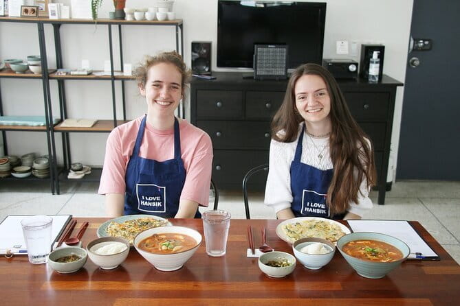 Vegan Friendly Korean Food Cooking Class - The rooftop garden changes with the season
