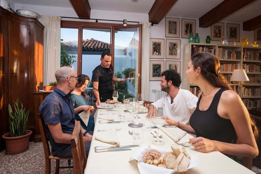 Venice: Cooking Class with Tiramisu and Pasta Making - What happens during the 3.5 hours