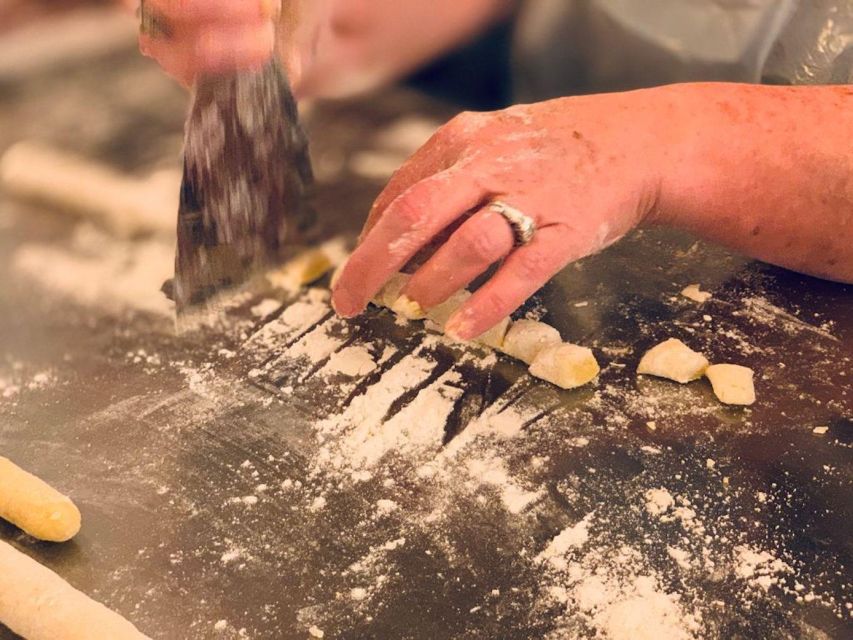 Venice: Pasta and Tiramisu Cooking Class with Wine - The meal, wine, coffee, and limoncello
