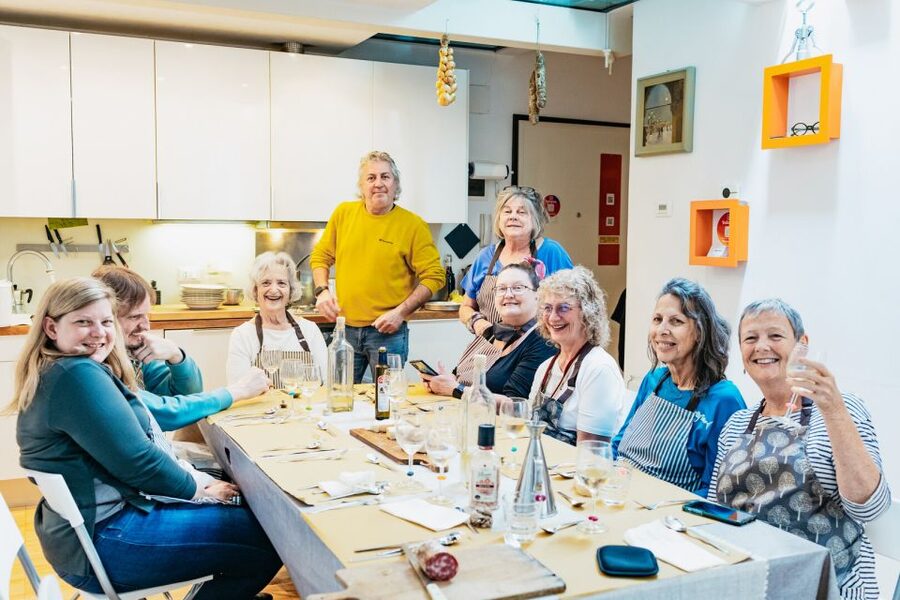 Venice: Rialto Market Tour, Cooking Class, and Lunch - How much does the $146.14 price include?