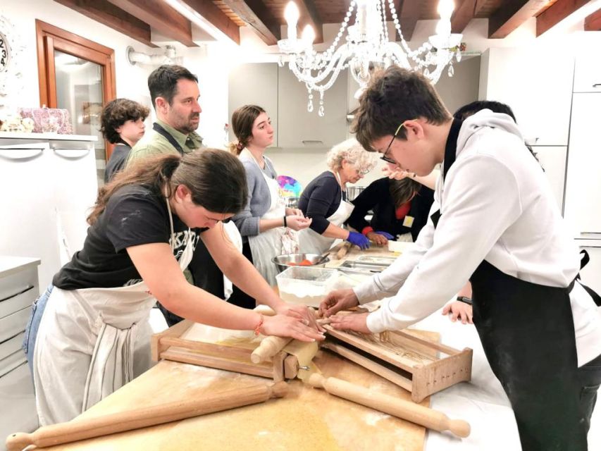 Venice: Traditional Home Cooking Experience - Seasonal Sauce and an Unusual Baked Dish
