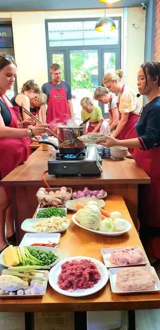 Vietnamese Cooking Class with Local Family in Hue - A home kitchen lesson with Tran and her family