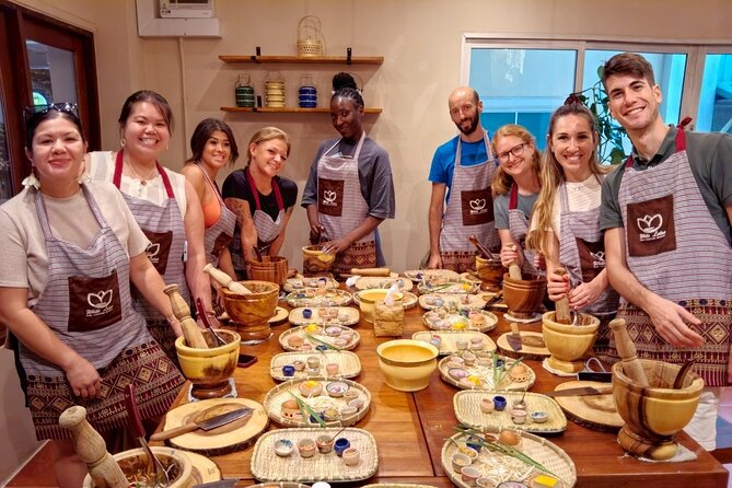 White Lotus Thai Cooking Class in Bangkok - Starting at Pak Khlong Talat Flower Market