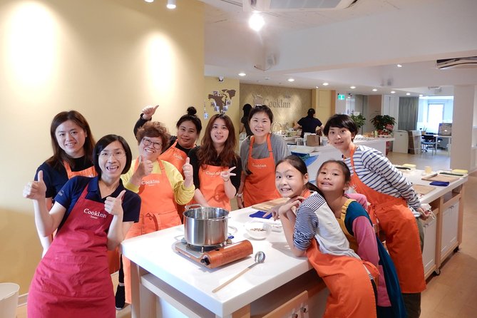 Xiao Long Bao & Boba Tea Cooking Class in Taipei - Bubble milk tea adds a lighter, social task